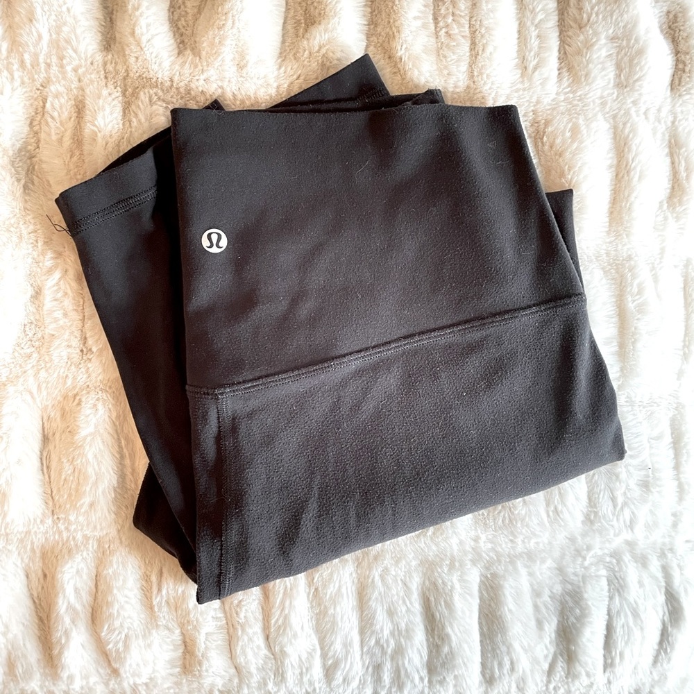 Lululemon Align Black 25” Pants. Size 10. ✨